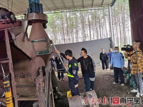 南寧一泥炭土加工廠廢料污染引爭議，執法部門稱對作物與土壤無害